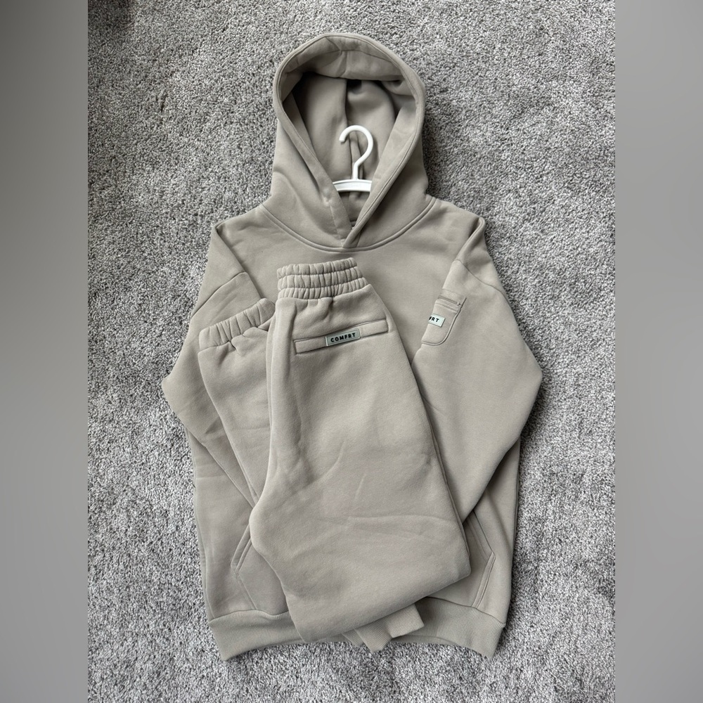 COMFRT Travel Essentials Set